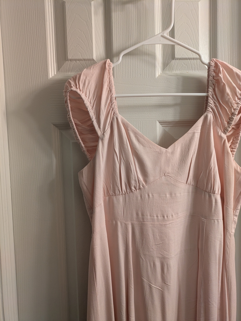 Women's Light Pink Ruffled Shoulder Midi Dress